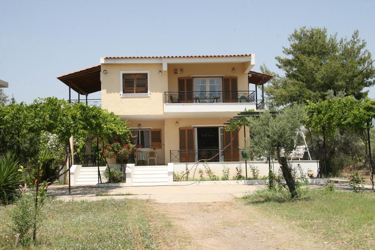 Villa Vlichos Amarynthos Extérieur photo
