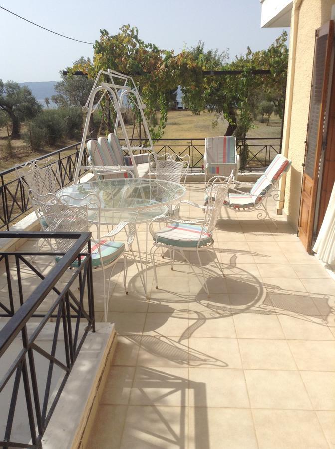 Villa Vlichos Amarynthos Extérieur photo